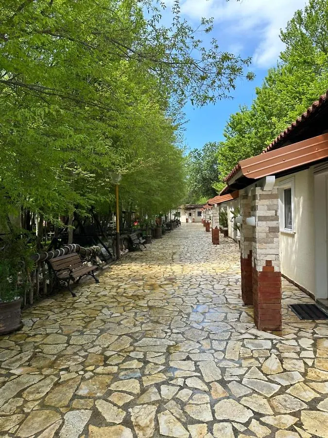 Ara E Vjeter Resort Velipojë 0*,