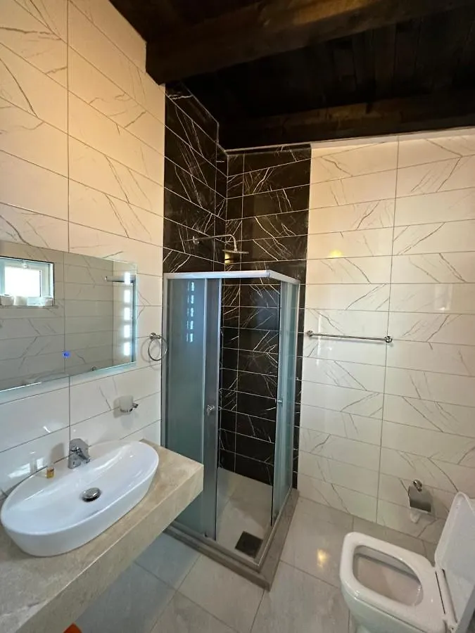 Ara E Vjeter Resort Velipojë